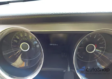 2014 Ford Mustang V6 Premium z USA, uszkodzony, nr VIN 1ZVBP8EM0E5324183